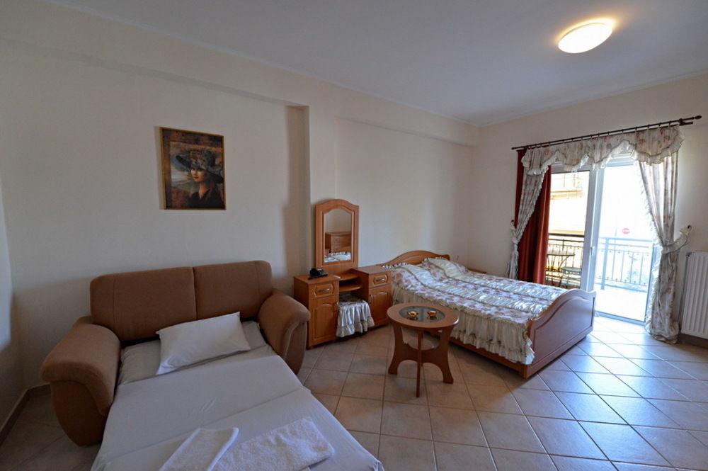Rooms Nancy Agios Andreas  Buitenkant foto